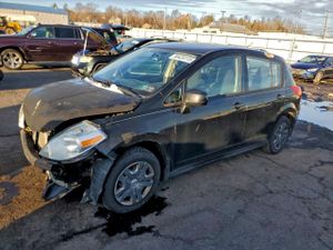 Nissan Versa S 1.8L 4 2011