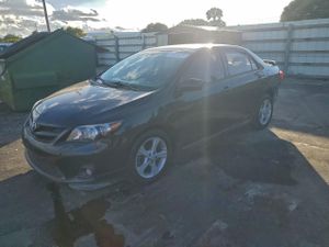 Toyota Corolla BASE 1.8L 4 2012