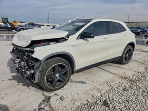 Mercedes-Benz GLA 250 4MATIC 2.0L 4 2015