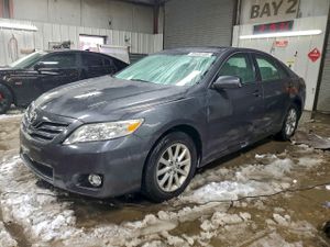 Toyota Camry SE 3.5L 6 2011