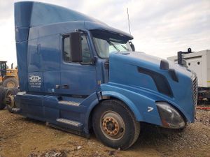 Volvo VN VNL 12.8L 6 2012