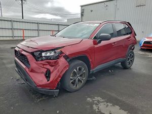 Toyota Rav4 LE 2.5L 4 2021