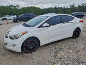 Hyundai Elantra GLS 1.8L 4 2013
