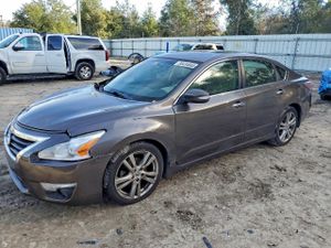 Nissan Altima 3.5S 3.5L 6 2015