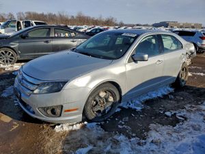 Ford Fusion SE 2.5L 4 2010
