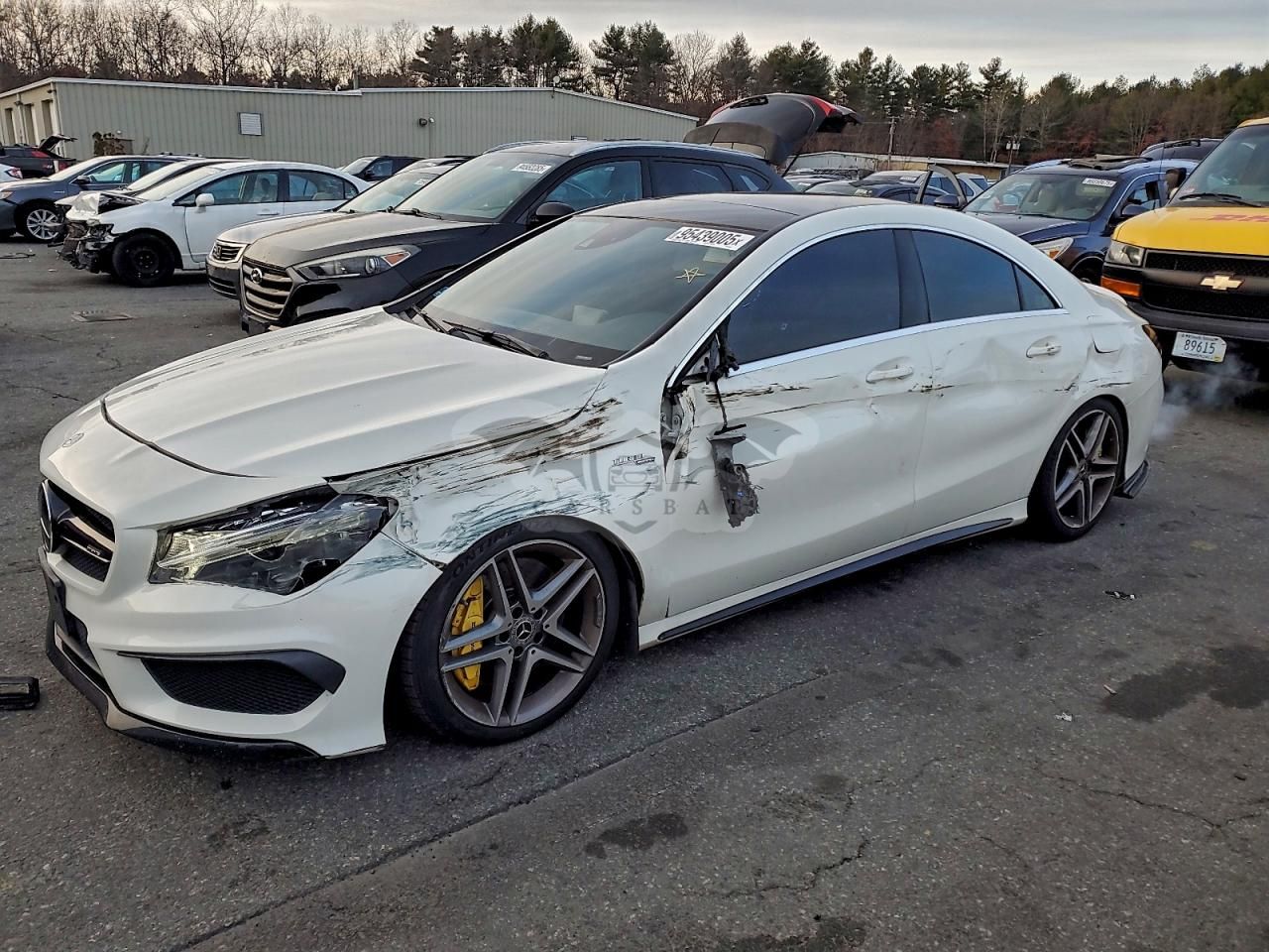 Mercedes-Benz CLA 45 AMG 2.0L 4 2014