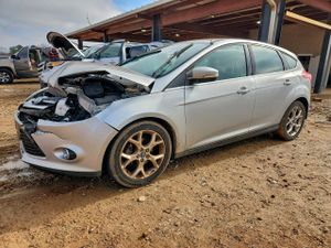 Ford Focus TITANIUM 2.0L 4 2012