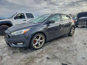 Ford Focus TITANIUM 2.0L 4 2015