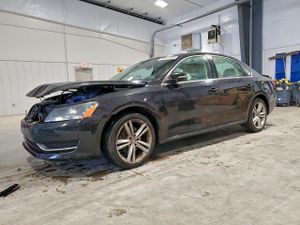 Volkswagen Passat SE 2.0L 4 2014