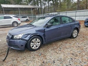 Chevrolet Cruze LS 1.8L 4 2013