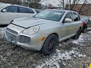 Porsche Cayenne TURBO 4.5L 8 2006