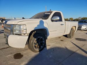 Chevrolet Silverado 1500 C1500 4.8L 8 2007