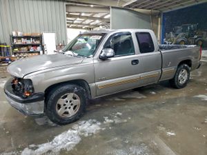 Chevrolet Silverado 1500 C1500 4.8L 8 2001