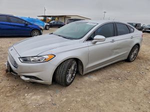 Ford Fusion SE 2.0L 4 2013