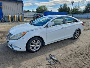 Hyundai Sonata GLS 2.4L 4 2012