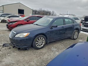 Chrysler 200 TOURING 3.6L 6 2012