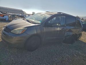Toyota Sienna 3.3L 6 2004