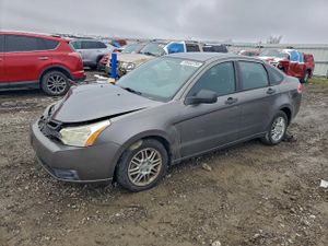 Ford Focus SE 2.0L 4 2011