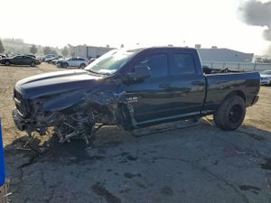 RAM 1500 ST 5.7L 8 2013