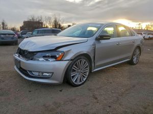 Volkswagen Passat SE 1.8L 4 2014
