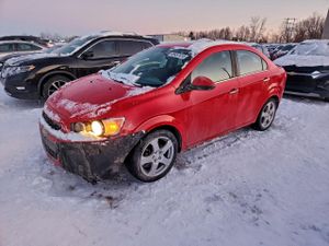 Chevrolet Aveo (Sonic) LTZ 1.4L 4 2015