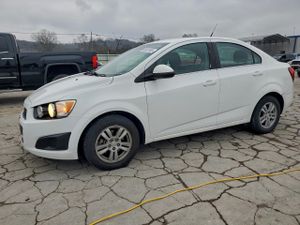 Chevrolet Aveo (Sonic) LT 1.8L 4 2013