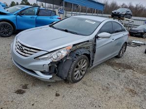 Hyundai Sonata SE 2.0L 4 2012