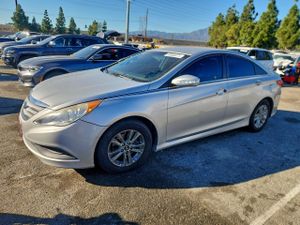 Hyundai Sonata GLS 2.4L 4 2014