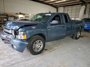 Chevrolet Silverado 1500 C1500 LT 4.8L 8 2011