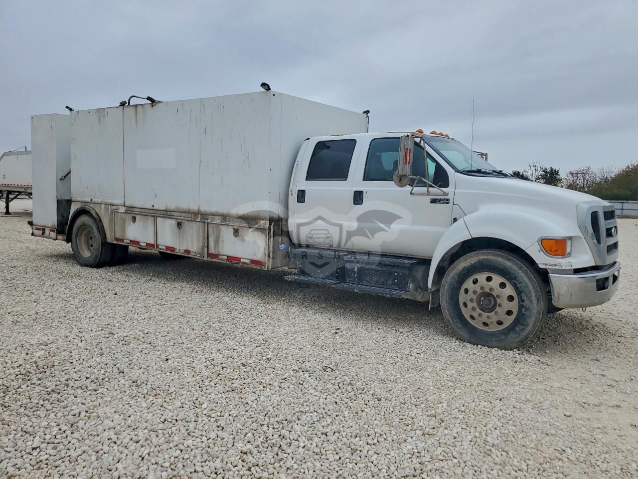 Ford F750 SUPER DUTY 6.7L 6 2013