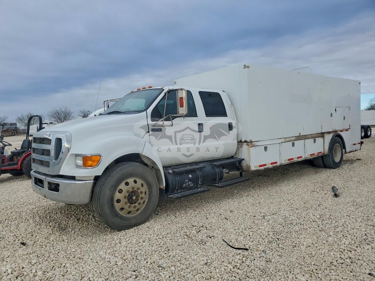 Ford F750 SUPER DUTY 6.7L 6 2013