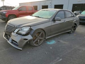 Mercedes-Benz E 350 3.5L 6 2012