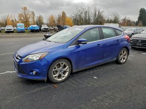 Ford Focus TITANIUM 2.0L 4 2012