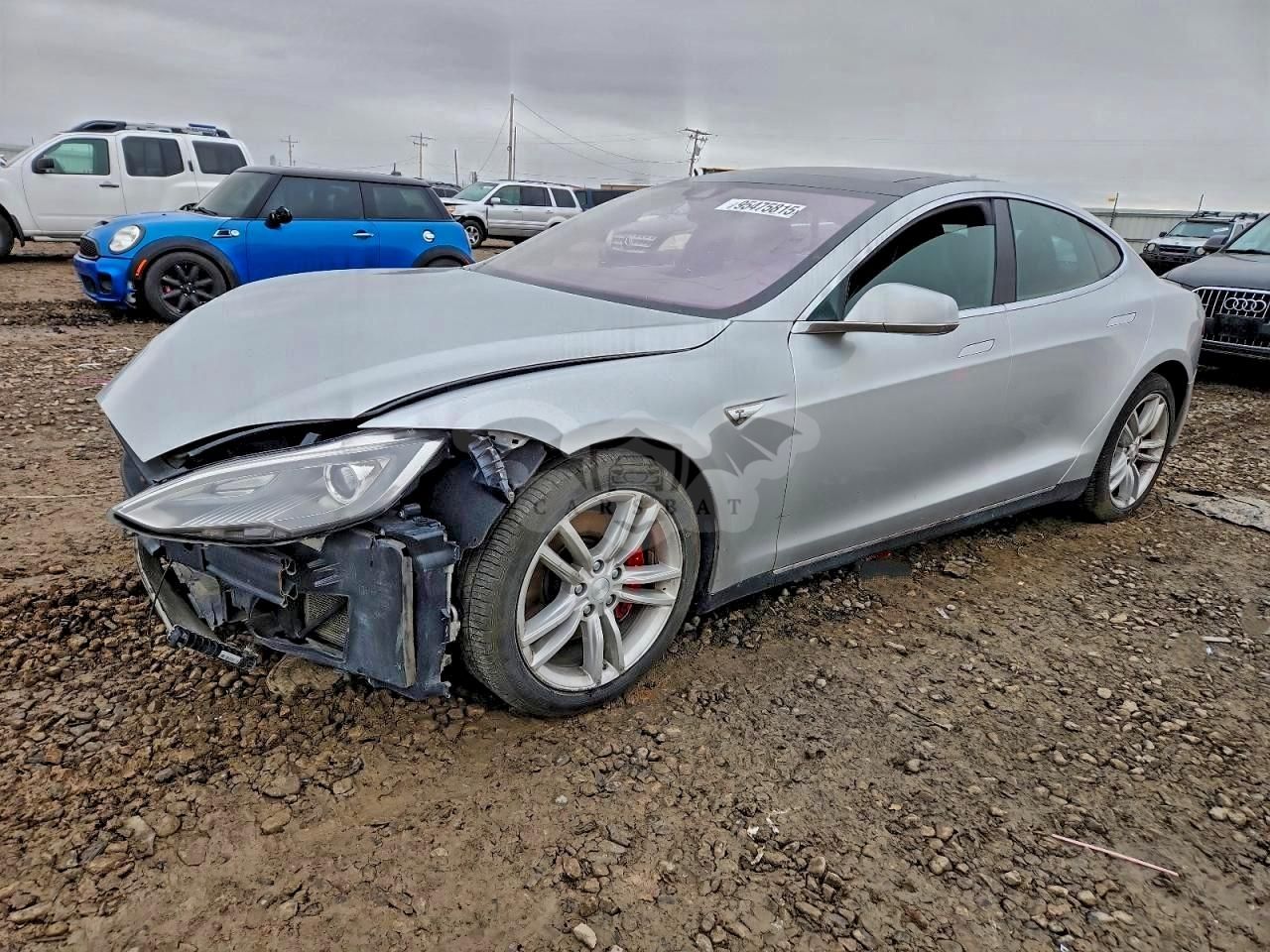 Tesla Model S 2014