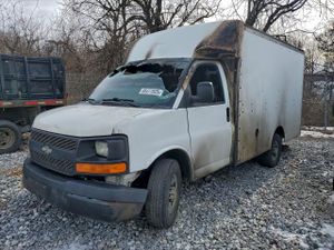 Chevrolet Express 6.0L 8 2005
