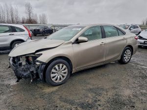 Toyota Camry LE 2.5L 4 2015