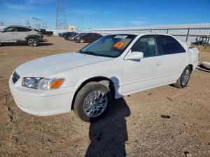 Toyota Camry CE 2.2L 4 2000
