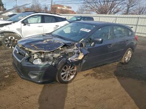 Subaru Impreza PREMIUM 2.0L 4 2014
