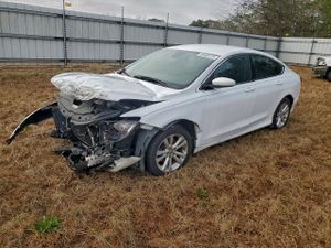Chrysler 200 LIMITED 2.4L 4 2015