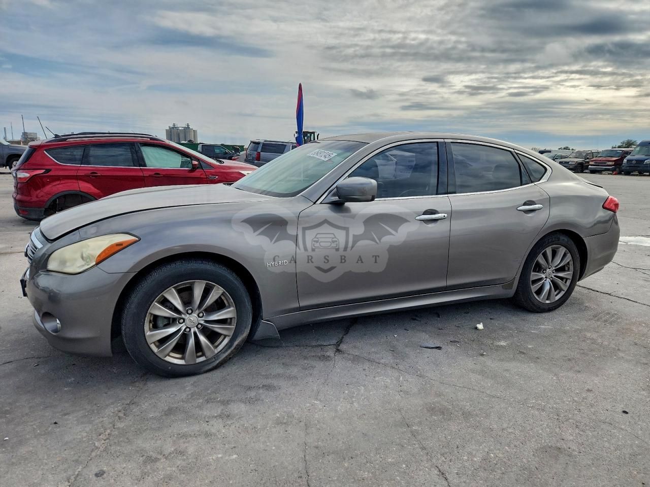 Infiniti M35 3.5L 6 2012