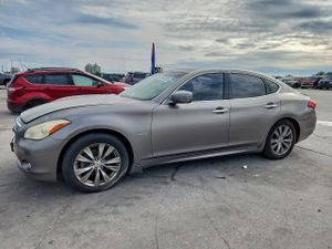 Infiniti M35 3.5L 6 2012