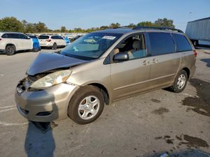 Toyota Sienna CE 3.3L 6 2006