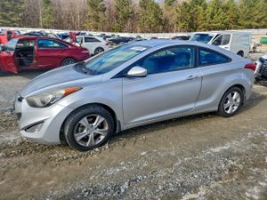 Hyundai Elantra GS 1.8L 4 2013