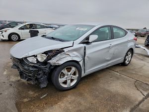 Hyundai Elantra GLS 1.8L 4 2013