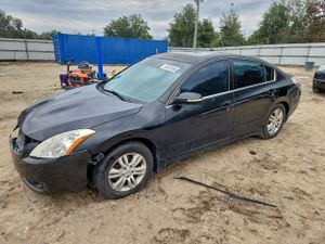 Nissan Altima BASE 2.5L 4 2010