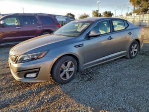 Kia Optima LX 2.4L 4 2015