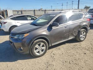Toyota Rav4 XLE 2.5L 4 2013