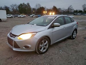 Ford Focus SE 2.0L 4 2014