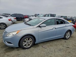 Hyundai Sonata GLS 2.4L 4 2013