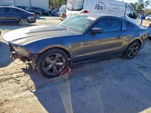 Ford Mustang 3.7L 6 2012